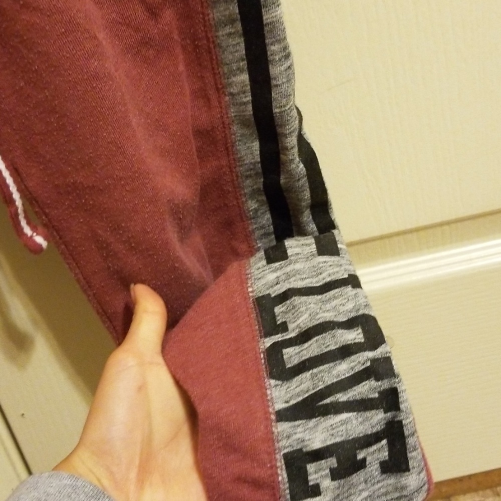 sweatpants - Picture 2 of 2